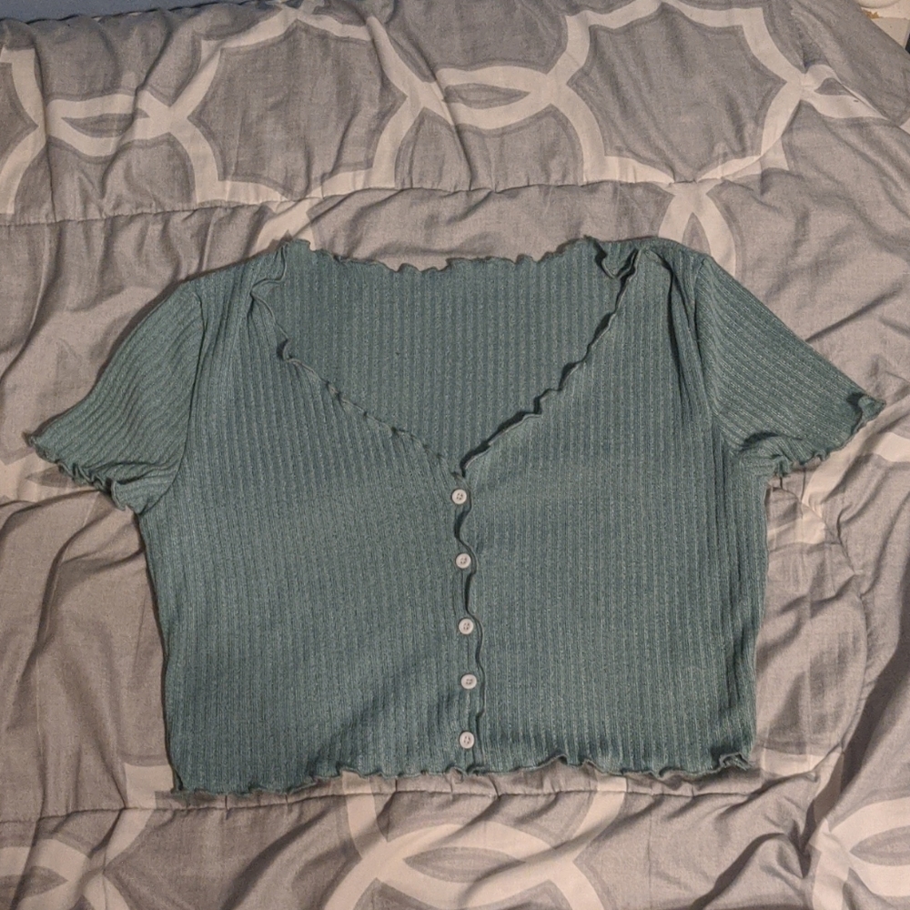 Cropped button front tee